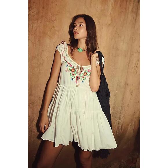 Free People Dresses & Skirts - New Free People Celia Floral Embroidered Boho Mini Dress $228 Large Ivory